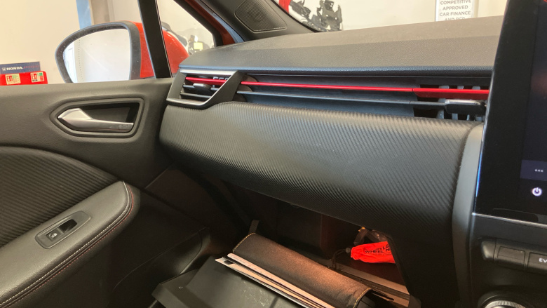 Renault Clio 1.6 E-TECH Hybrid 140 RS Line 5dr Auto Hybrid Hatchback